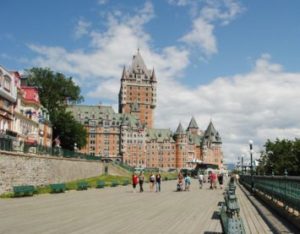 Con VivoIdiomas puedes aprender inglés y francés en Canadá en Quebec